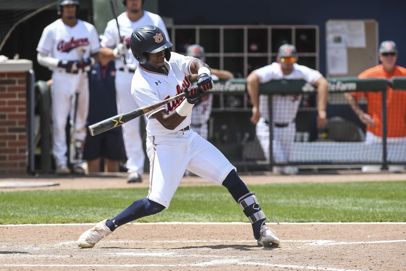 Auburn dominates Coastal Carolina in opening game of Atlanta Regional