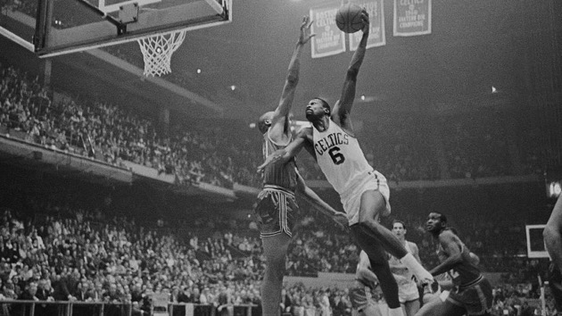 NBA legend Bill Russell dead at 88