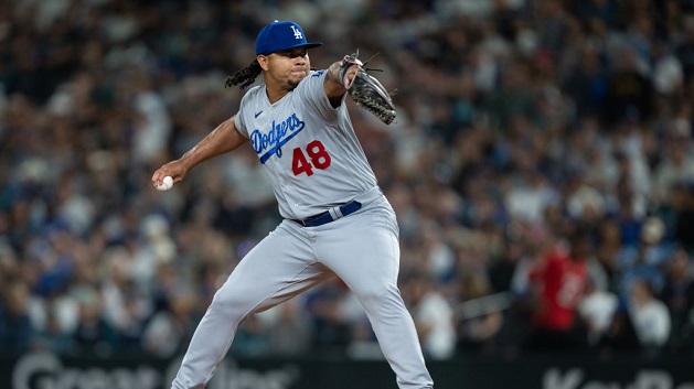 Dodgers pitcher plays in front of mom for 1st time after seven years apart