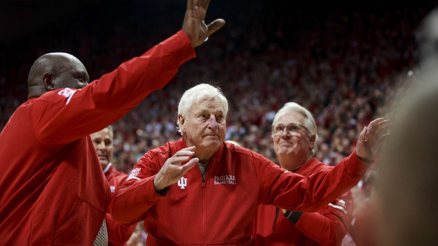 Bob Knight, legendary Indiana Hoosiers coach, dies at 83