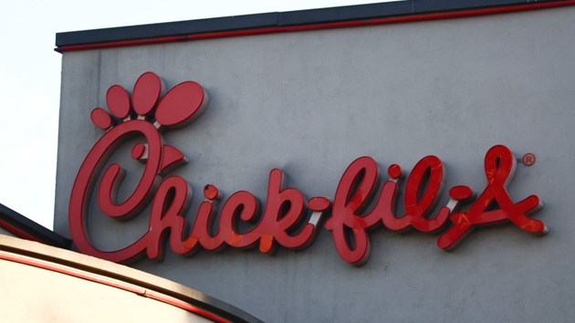 Chick-fil-A backtracks on no-antibiotics in chicken amid projected supply shortages