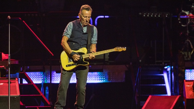 Bruce Springsteen flies across country for surprise appearance at Zach Bryan show