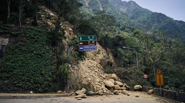 Taiwan earthquake death toll climbs to 10, with 38 people missing