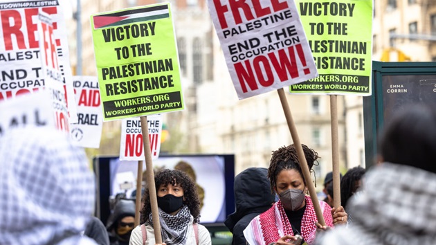 Jewish student protesters celebrate Passover Seder in encampments