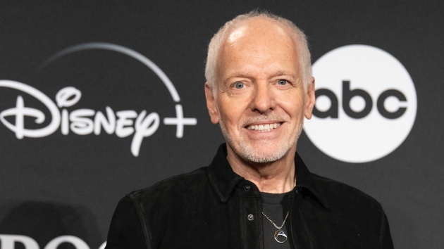 Peter Frampton gives fans a peek inside his Nashville home