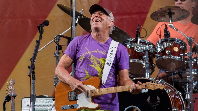 Jimmy Buffett celebrated at Jazz Fest in New Orleans