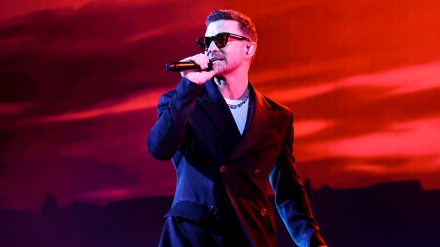 Justin Timberlake addresses Chicago crowd after DWI arrest: “It’s been a tough week”