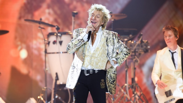 Rod Stewart’s “Forever Young” turned into sound waves art for a good cause