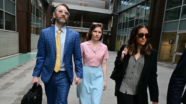 Amanda Knox re-convicted of slander in Italian court