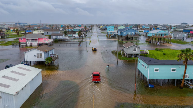 Tropical Storm Alberto makes landfall in Mexico, storm surge threat ongoing for Texas