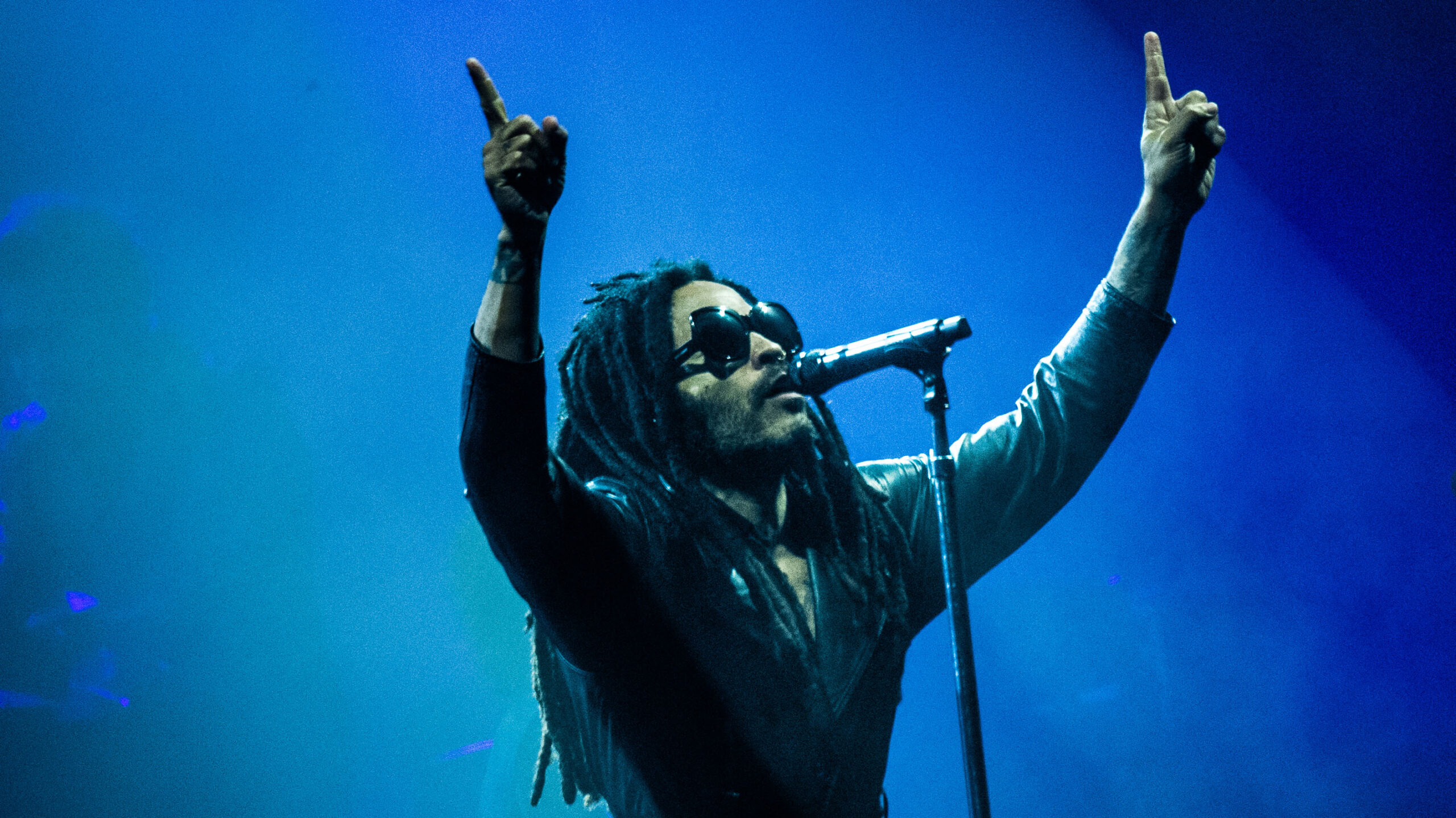 Lenny Kravitz teases video for latest single, “Paralyzed”