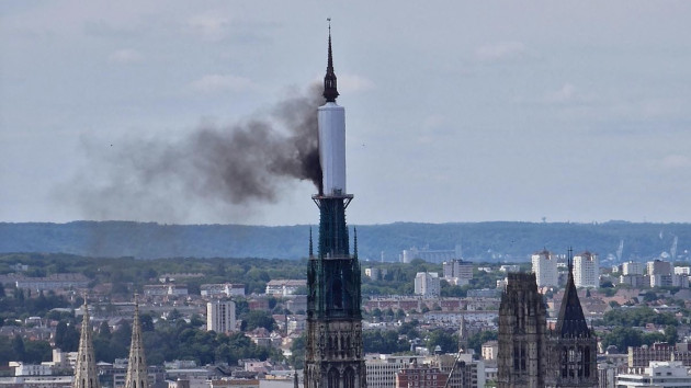 Fire breaks out on cathedral spire in Frances Normandy region