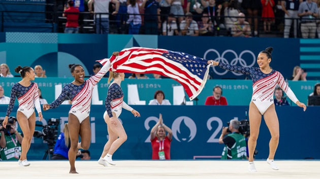 Womens gymnastics individual all-around updates: Simone Biles drops to 3rd after uneven bars